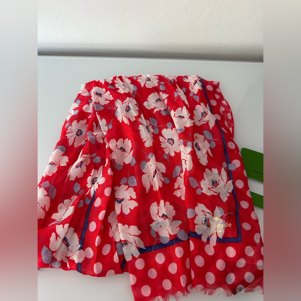 Kate Spade springtime floral red, blue and white oblong scarf 🧣 NWT. - Picture 5 of 8